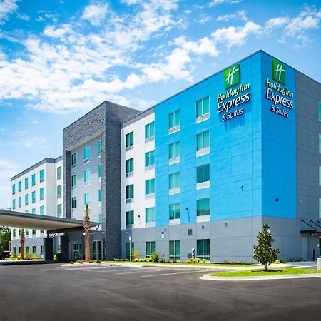 Holiday Inn Express & Suites Pensacola Airport North - I-10 By Ihg Ferry Pass Екстер'єр фото