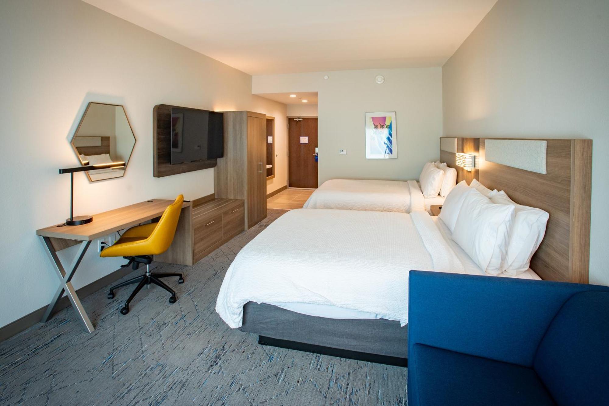 Holiday Inn Express & Suites Pensacola Airport North - I-10 By Ihg Ferry Pass Екстер'єр фото